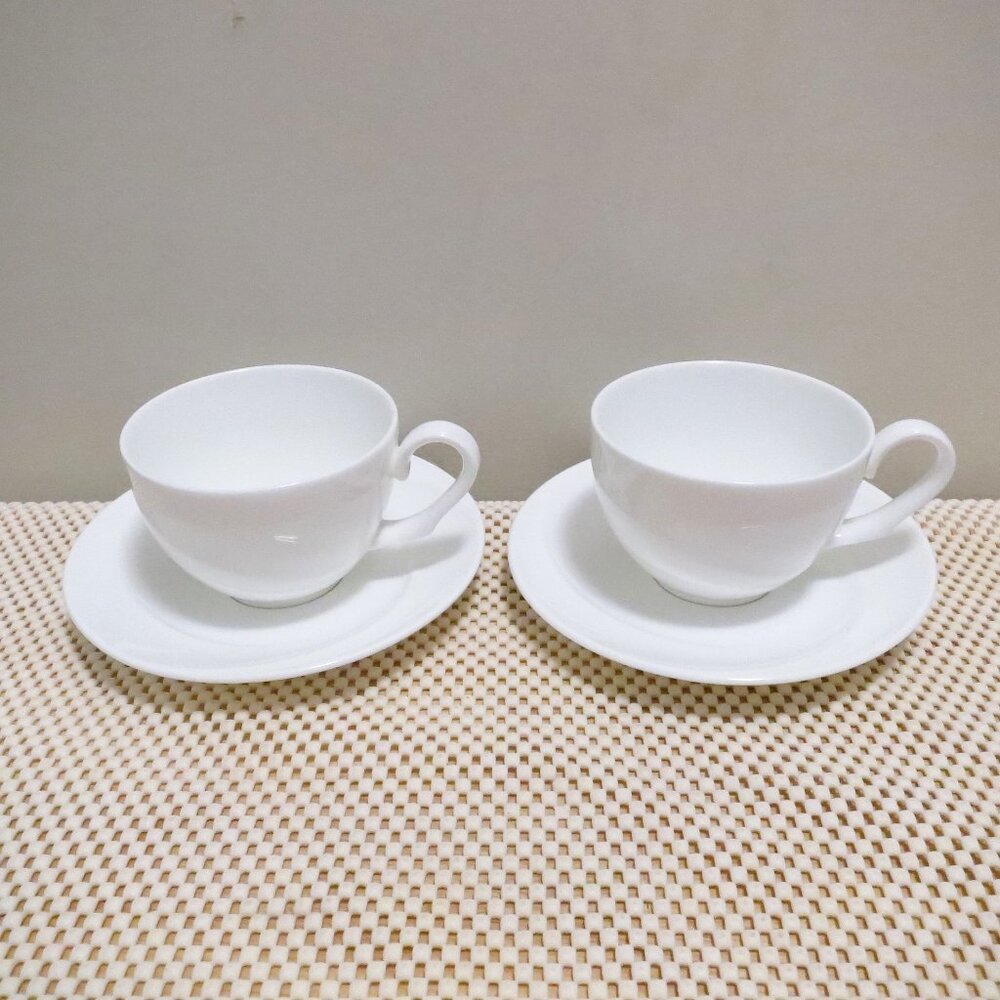 X2 Wedgwood Solar Flat Tea Cup and Saucer White Shape 225 Bone China